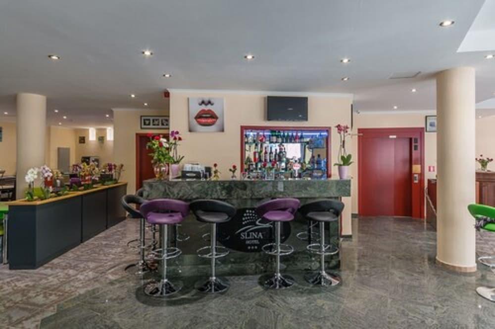 Slina Hotel Brussels Sint-Jans-Molenbeek Экстерьер фото