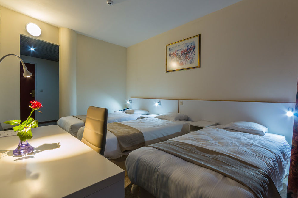 Slina Hotel Brussels Sint-Jans-Molenbeek Экстерьер фото
