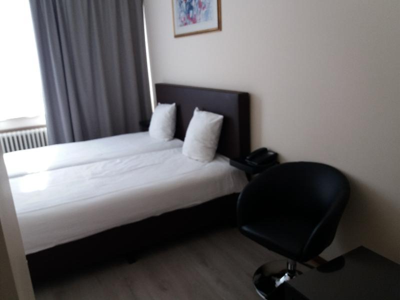 Slina Hotel Brussels Sint-Jans-Molenbeek Экстерьер фото