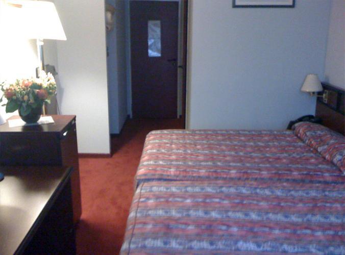 Slina Hotel Brussels Sint-Jans-Molenbeek Экстерьер фото