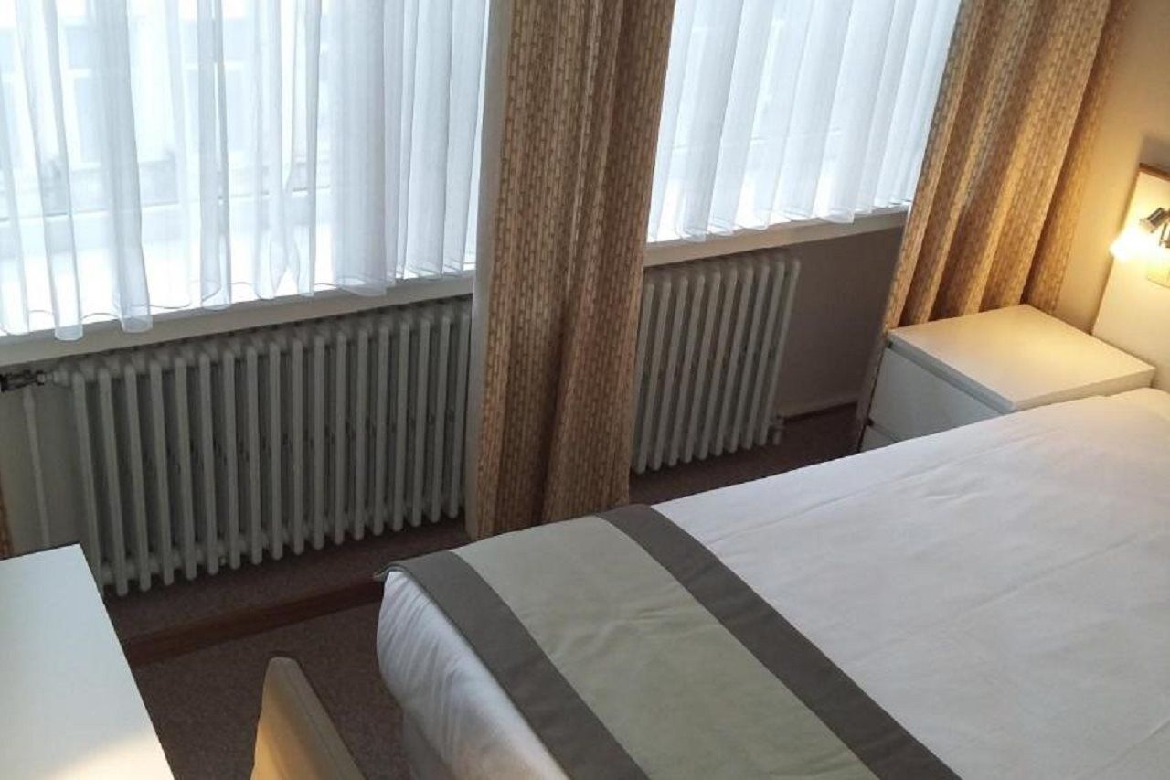 Slina Hotel Brussels Sint-Jans-Molenbeek Экстерьер фото
